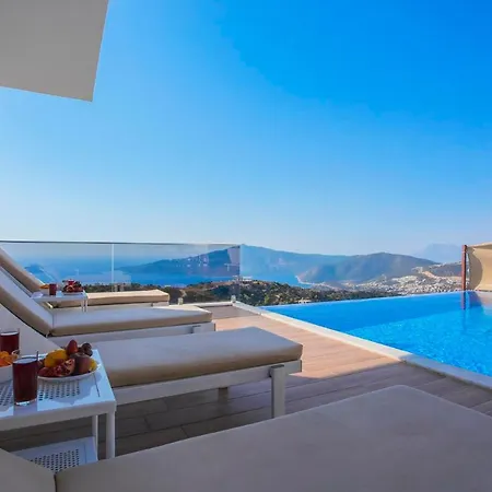 Sleeps 6 Pool Air Con Wifi *